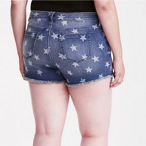 Torrid Star Pattern Jean Shorts